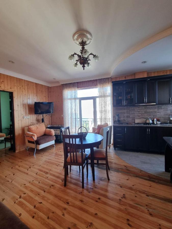 Apartment With Sea View 37 코불레티 외부 사진