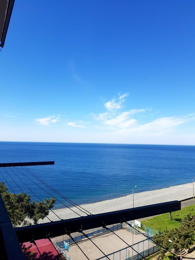 Apartment With Sea View 37 코불레티 외부 사진