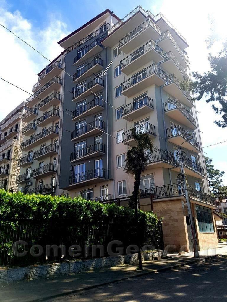 Apartment With Sea View 37 코불레티 외부 사진